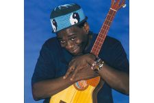 Foto von Wally Warning Foto von Wally Warning